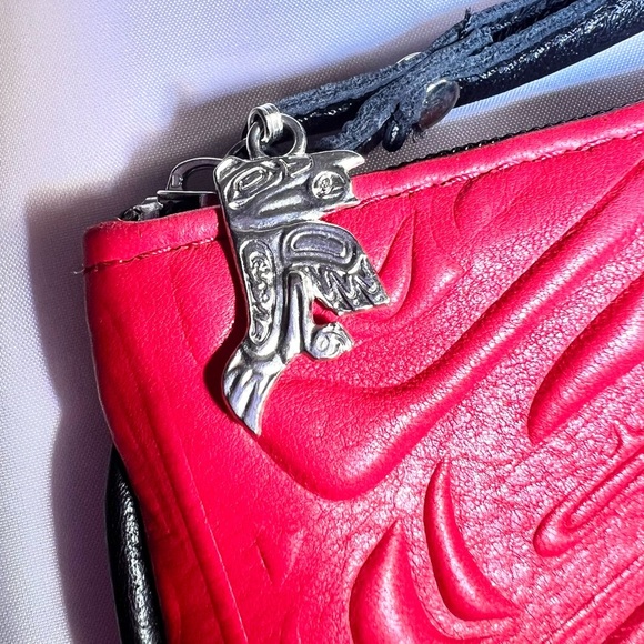 Red Leather Wristlet Wallet Embossed Clutch Wristlet - Picture 3 of 11